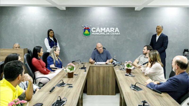 Prefeito sanciona leis que fortalecem políticas públicas e proteção social