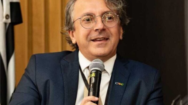 Com Xandão vice, Bolsonaro transformou STF em palco digital