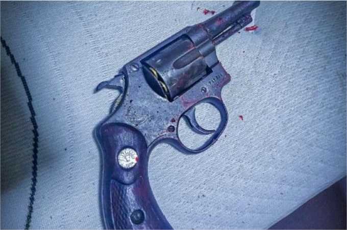 Força Tática e Gaeco apreendem arma; suspeito com mais de 20 passagens criminais morre em confronto