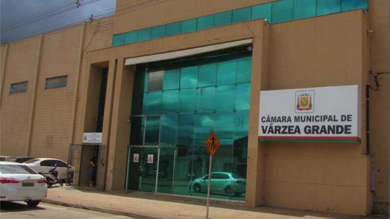 De mudança para novo prédio, Câmara de VG suspende sessões por 1 mês para não pagar aluguel