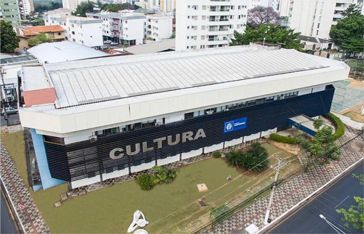 Livro “Cantos de Amor e Saudade – A história de Cáceres” será lançado na quarta-feira (18)