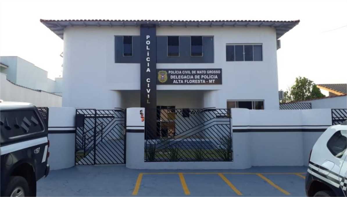 Polícia Civil prende suspeito de espancar homem e atear fogo em casa por ciúmes da ex