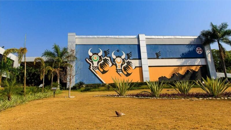 Governo de MT sanciona lei que traz novas regras para contratação de consignados