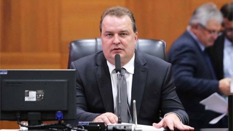 Max Russi diz que CPI pode ser aberta caso TCE não investigue