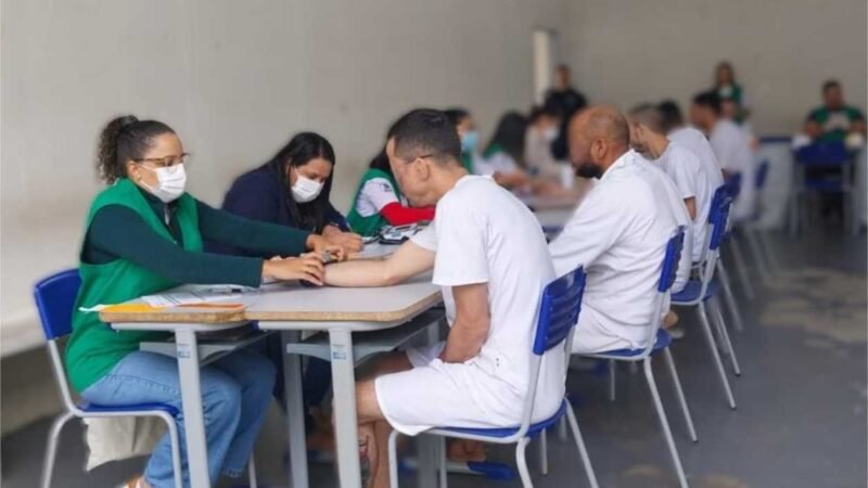 Unidade móvel realiza 272 exames de tuberculose em unidades prisionais de Cuiabá e Várzea Grande