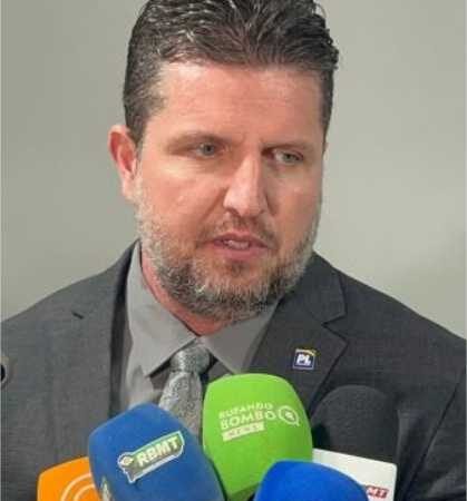 Ranalli se emociona ao falar de separação na Câmara: “minha preta”; veja vídeo