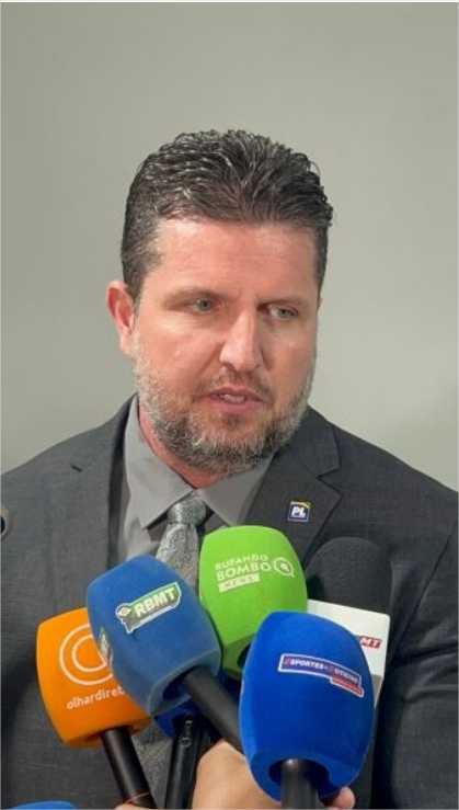 Ranalli se emociona ao falar de separação na Câmara: “minha preta”; veja vídeo