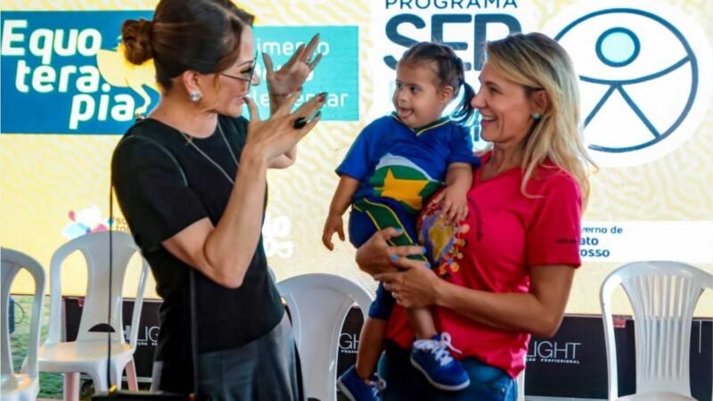 Primeira-dama, Setasc e Sefaz entregam cheque do Nota MT para Apae de Sorriso nesta terça-feira (1º)