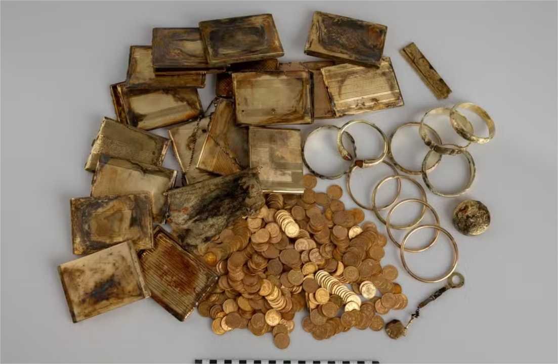 Tesouro escondido que vale R$ 2 milhões é encontrado durante caminhada