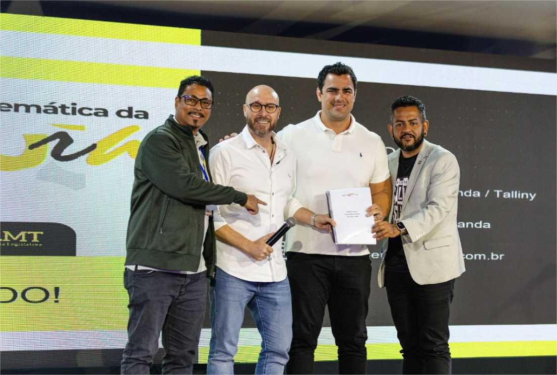 Beto Dois a Um entrega relatório final da CST da Cultura e minuta da lei orgânica