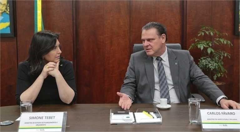 Fávaro terá de explicar solicitação urgente de R$ 138 milhões para combate a gripe aviária e pragas