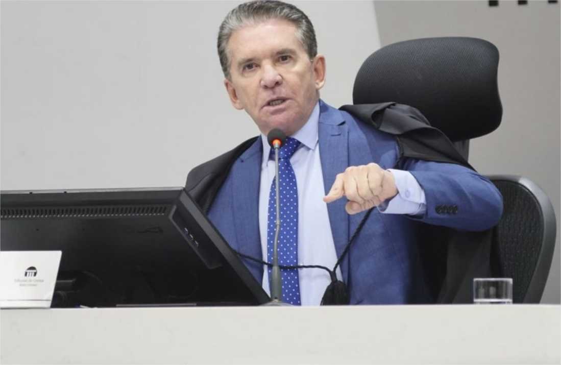 Sérgio Ricardo é reeleito presidente: “Vou brigar se for preciso”