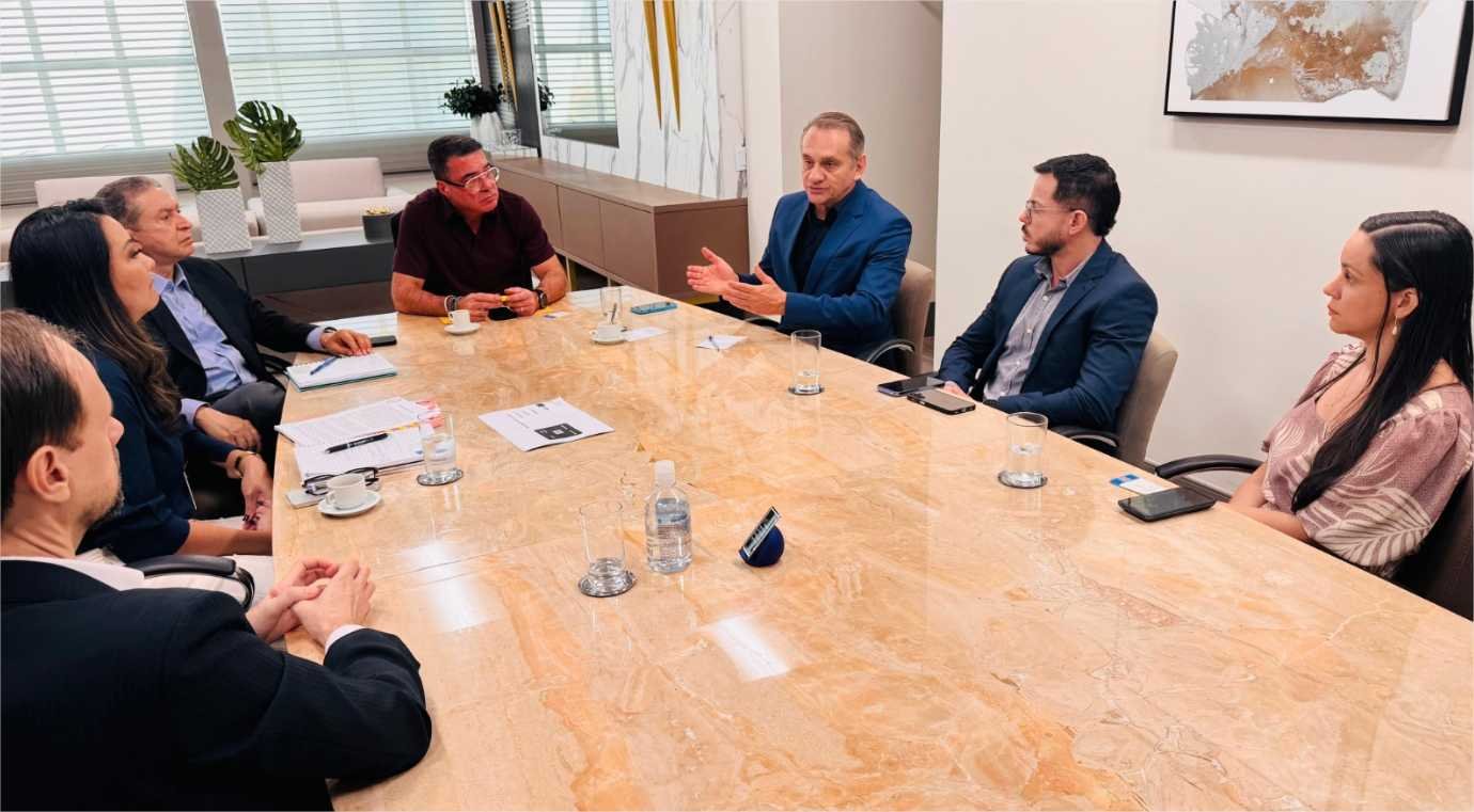 Wilson Santos lidera diálogo entre o TCE e o Banco do Brasil para rever situação dos consignados