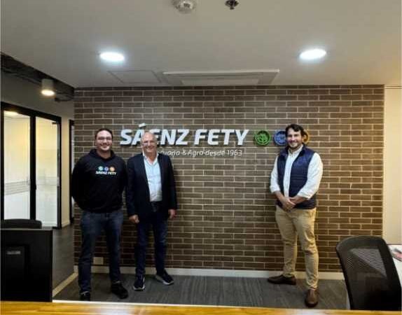 Intercâmbio entre empresas do Brasil e Colômbia fortalece mercado de forrageiras