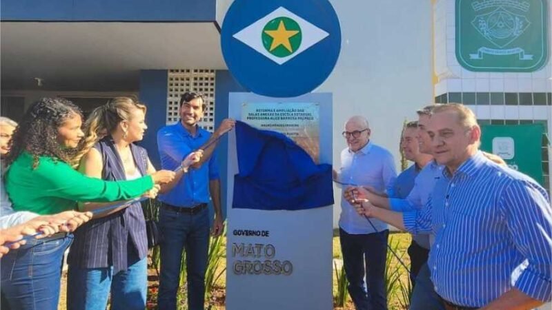 Wilson Santos reforça compromisso com a educação e entrega escola revitalizada em Campo Verde