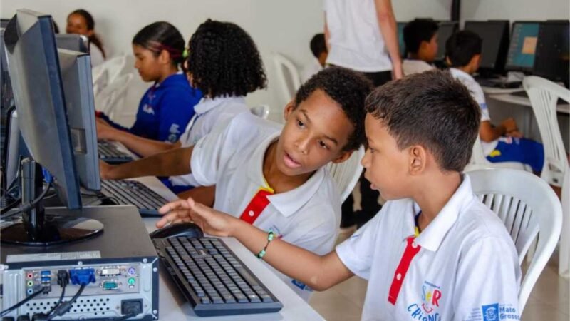 Crianças do Programa SER Família Criança passam a ter aulas de informática em espaço mais acessível