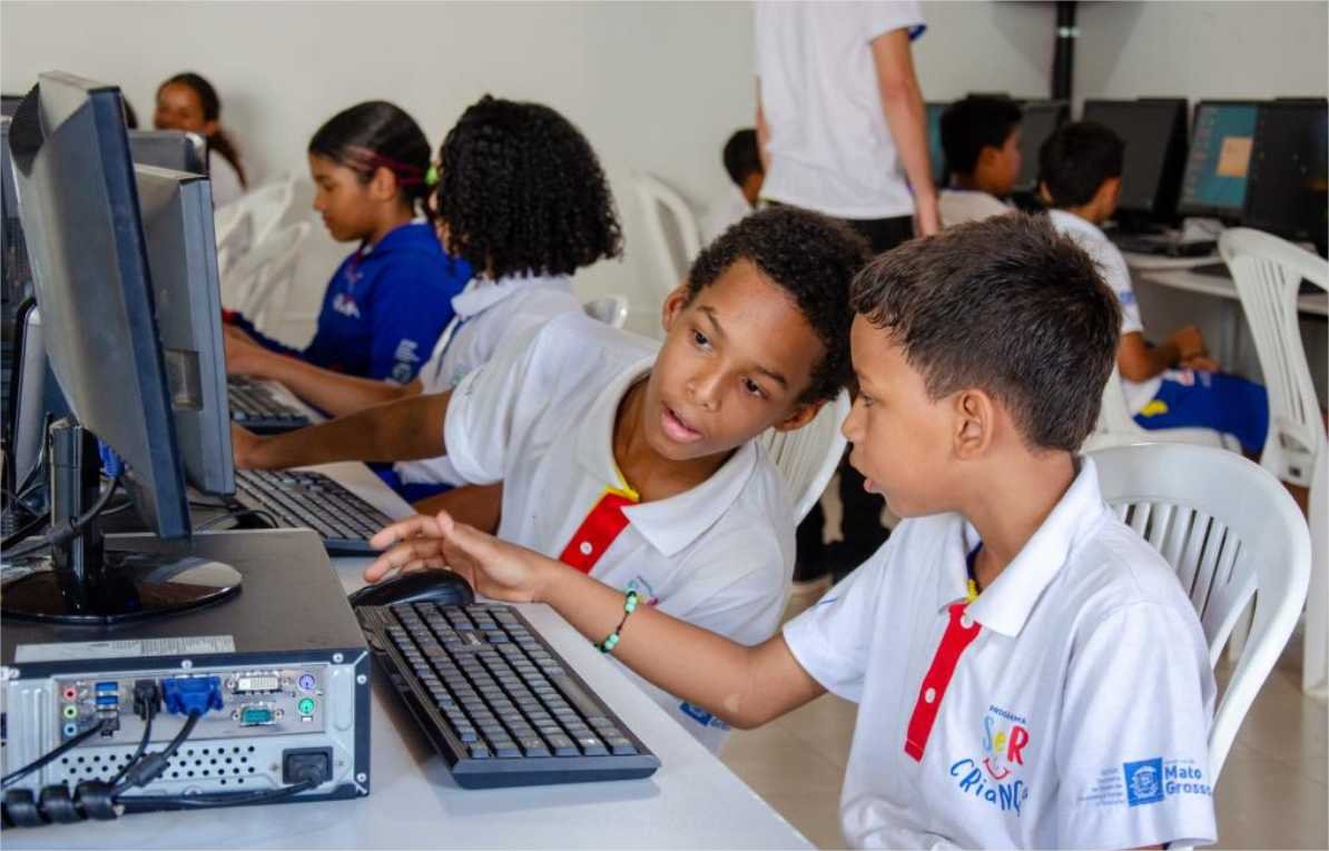 Crianças do Programa SER Família Criança passam a ter aulas de informática em espaço mais acessível