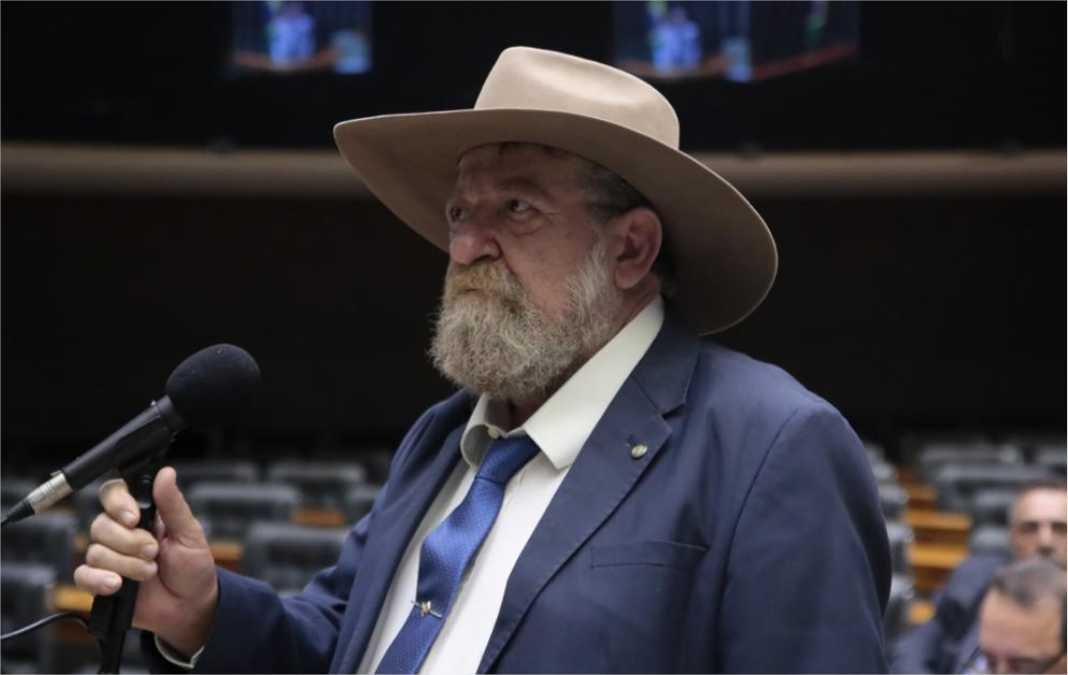 Projeto de Nelson Barbudo é aprovado na Comissão de Agricultura e garante georreferenciamento gratuito