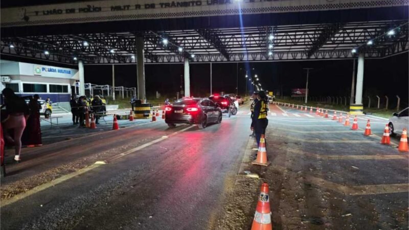 Operação termina com 42 autos de infração de trânsito aplicados e remoção de 21 veículos