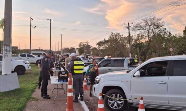 Operação Lei Seca resulta em 10 prisões e 94 multas aplicadas em Várzea Grande