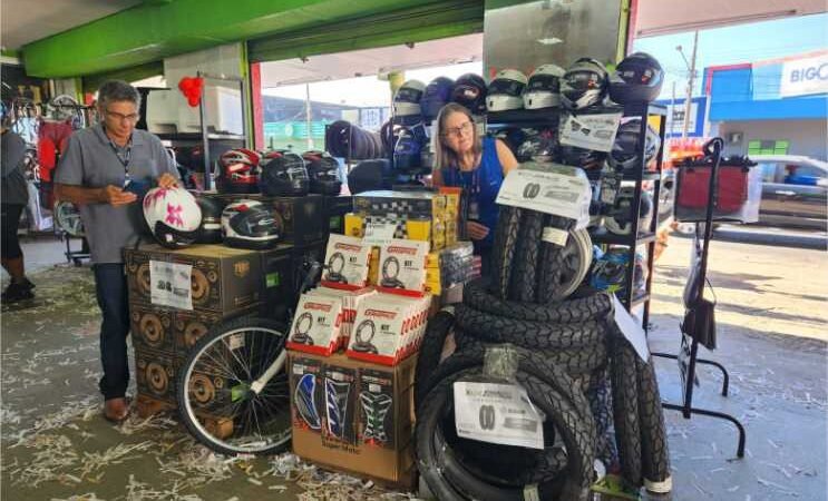 Ipem realiza fiscalização e apreende pneus irregulares durante Operação Férias Seguras