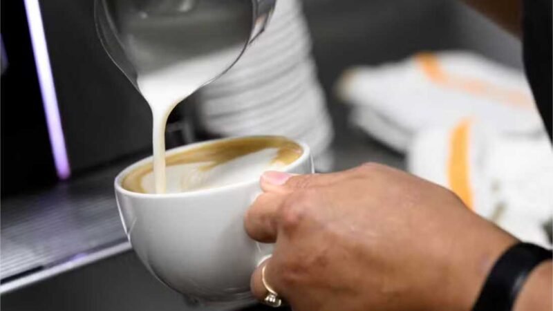 Tarifaço de Trump: Lista de exceções é extensa, mas café, frutas e carnes serão taxados