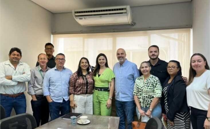 Vereadora Michelly avança nas articulações para implantação do projeto “Horta nas Escolas” em Cuiabá