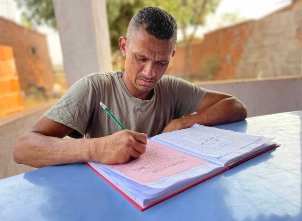 Taxa de analfabetismo em MT cai para 3,8% e atinge menor nível desde 2016, segundo IBGE