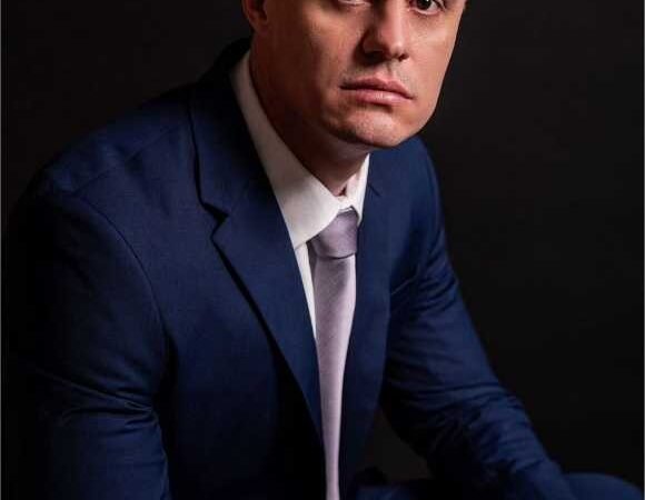 O poder supremo e o silêncio perigoso