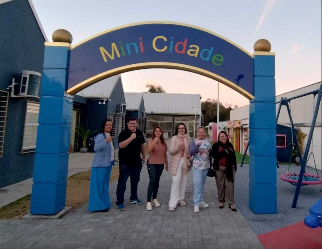 Comitiva da Prefeitura de Cuiabá visita Casa do Autista em Santa Catarina