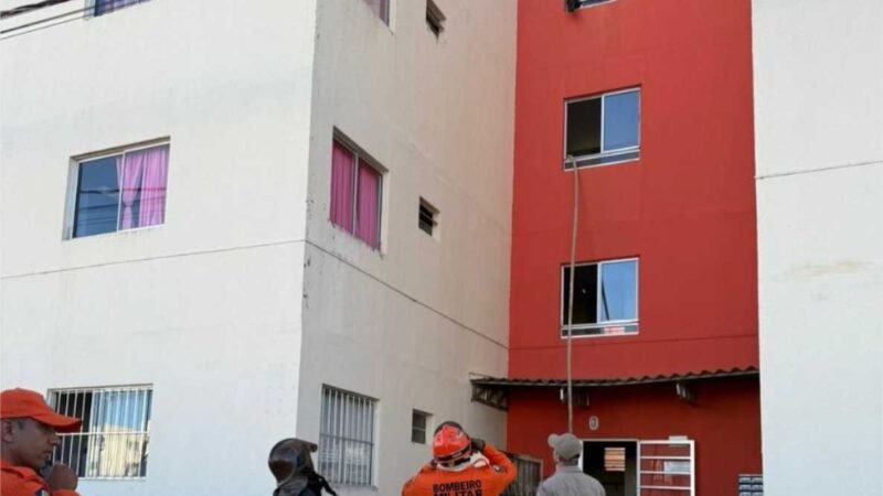 Corpo de Bombeiros extingue incêndio em prédio residencial em Sinop