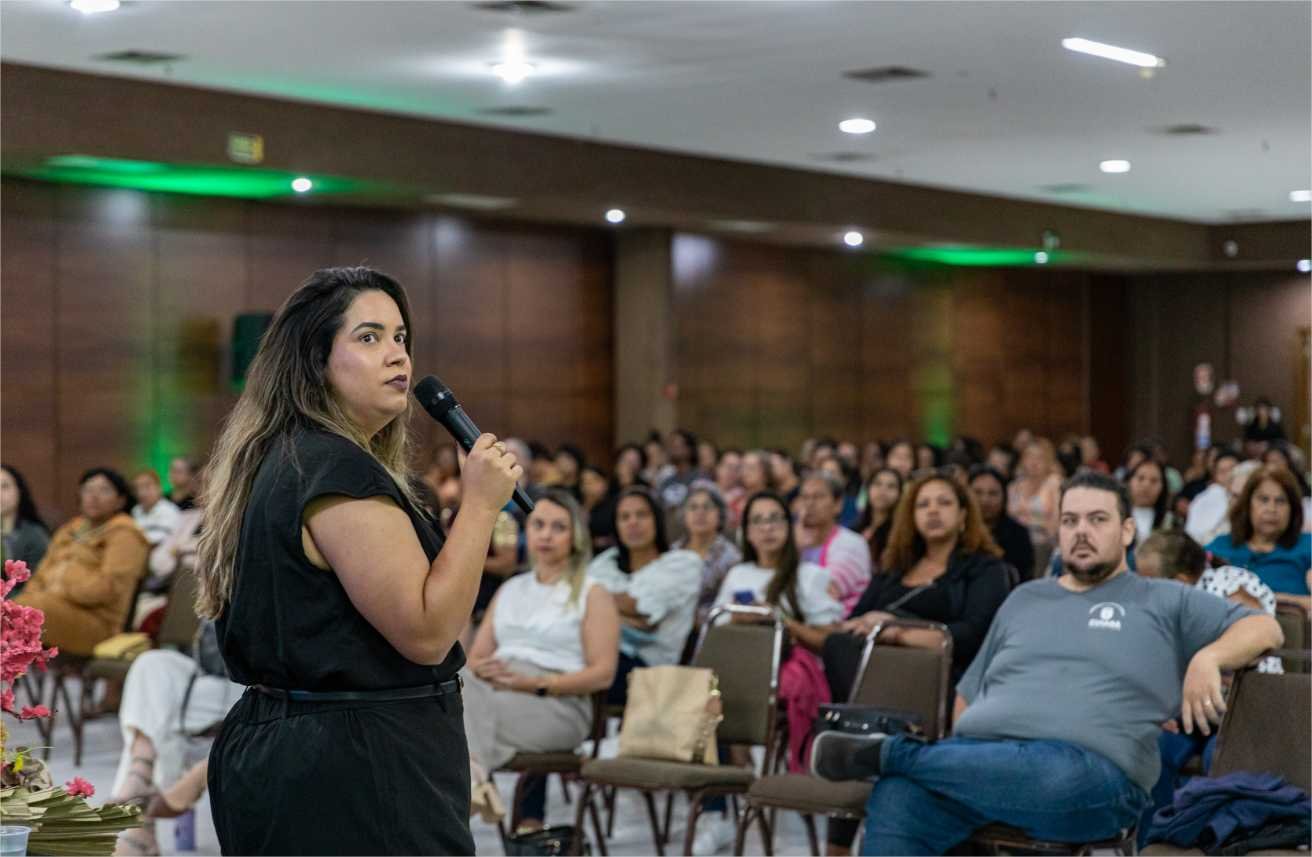 Mil técnicos em nutrição escolar participam de curso de qualificação em Cuiabá