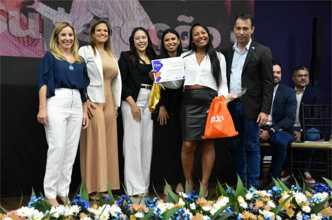 Governo de MT forma 16 mulheres em tecnologia por meio do programa SER Família Mulher