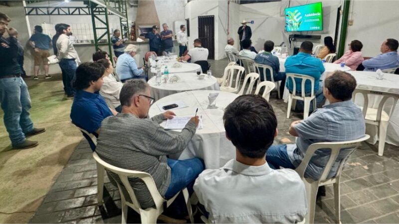 Senar reúne produtores para discutir a assistência técnica e gerencial em bovinocultura de corte