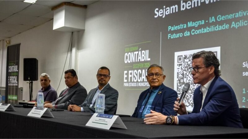 Mais de 700 profissionais de contabilidade participam da XXXII Semana Contábil e Fiscal para Estados e Municípios