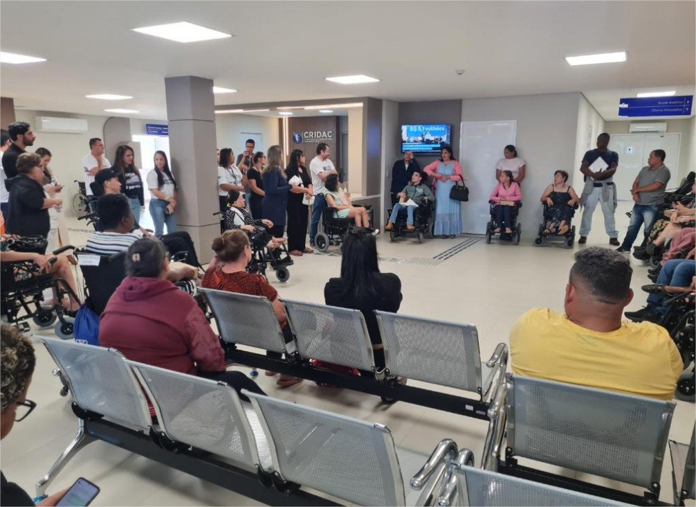 Cridac entrega 18 cadeiras de rodas motorizadas em mutirão de atendimentos
