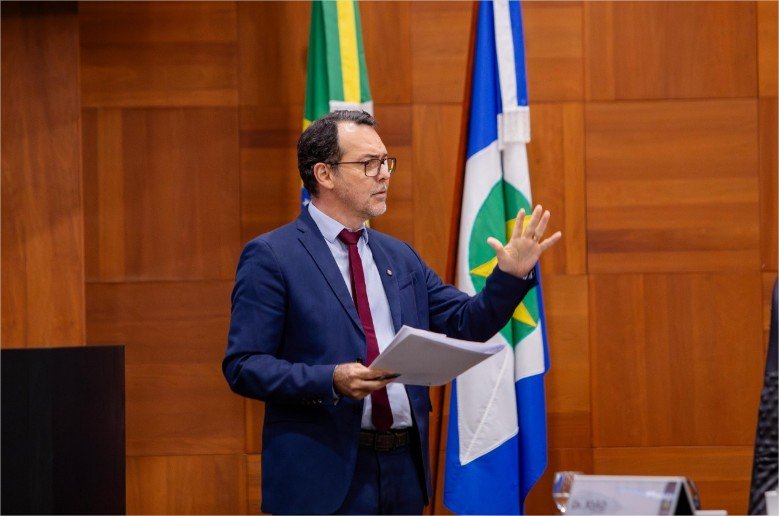 Lúdio pede que Ministério Público apure crimes de Abílio contra adolescentes por exposição indevida e bullying virtual