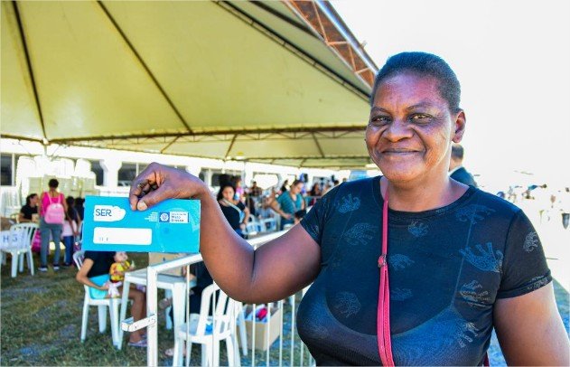 Cartões do SER Família começam a ser entregues em Cuiabá e Várzea Grande nesta segunda-feira (1º)