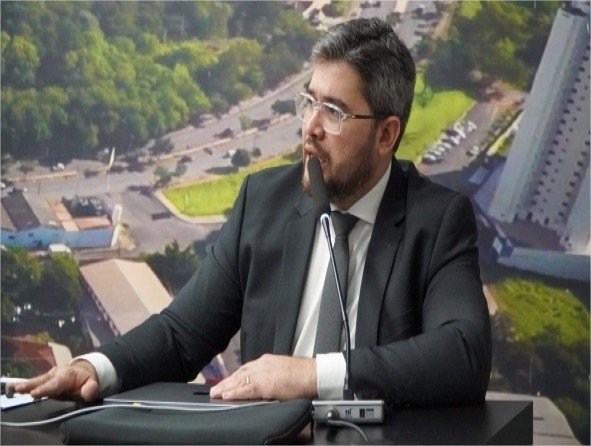 Vereador pede que governo assuma custos do passe livre dos estudantes da rede estadual