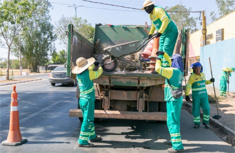 Prefeitura de Cuiabá limpa mais de 100 km em 12 avenidas