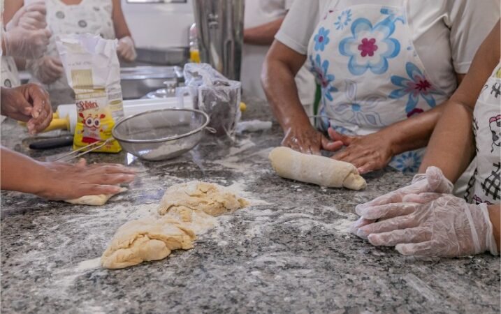 Secretaria Municipal da Mulher abre inscrições para curso gratuito de panificação