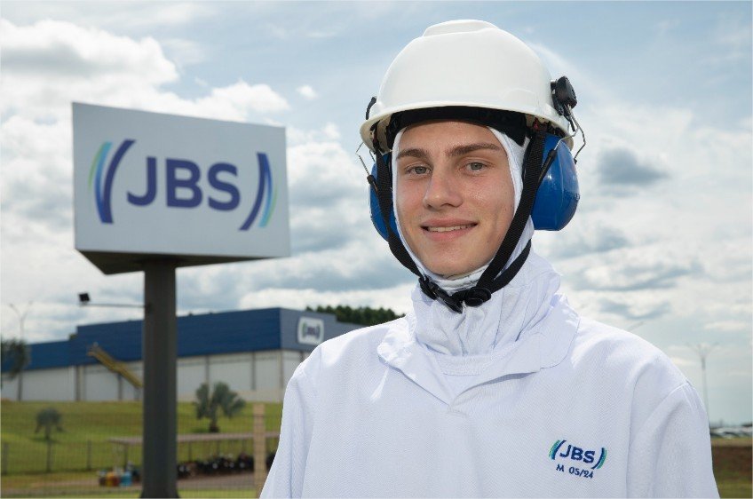 JBS lança programa de estágio em duas cidades de MT em busca de talentos para desenvolver futuras lideranças