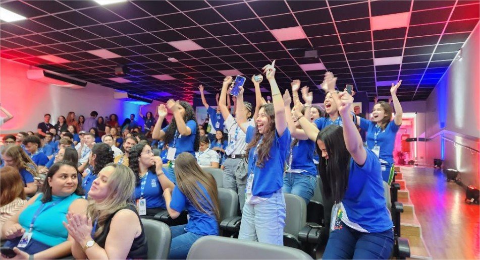 Seduc reúne selecionados para o programa MT no Mundo em evento de pré-embarque nesta quinta-feira (11)