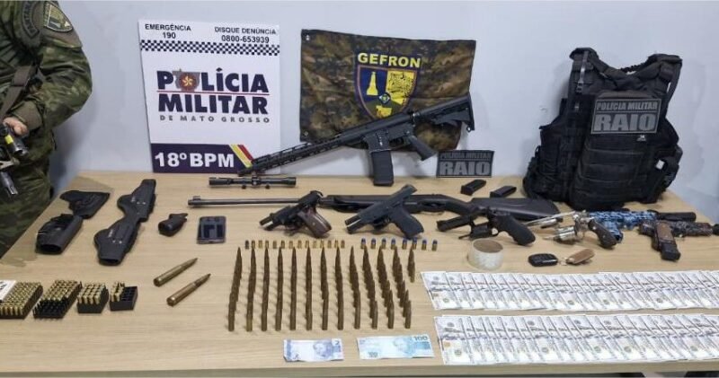 Gefron e PM apreendem arsenal de armas e drogas e causam prejuízo de R$ 8,4 milhões às facções criminosas