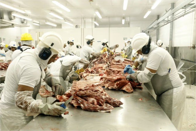 ‘Gigante da carne’ fecha acordo de R$ 5 milhões por falhas em saúde e segurança do trabalho