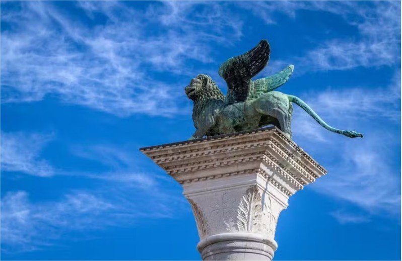 Como família do explorador Marco Polo trouxe famosa estátua de leão alado à Veneza