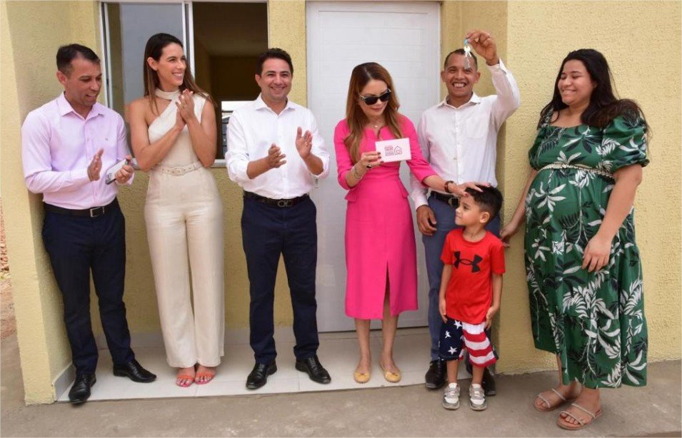 “Desde o Casamento Abençoado só tivemos bênçãos em nossas vidas e esse é um sonho realizado”, afirmou casal contemplado