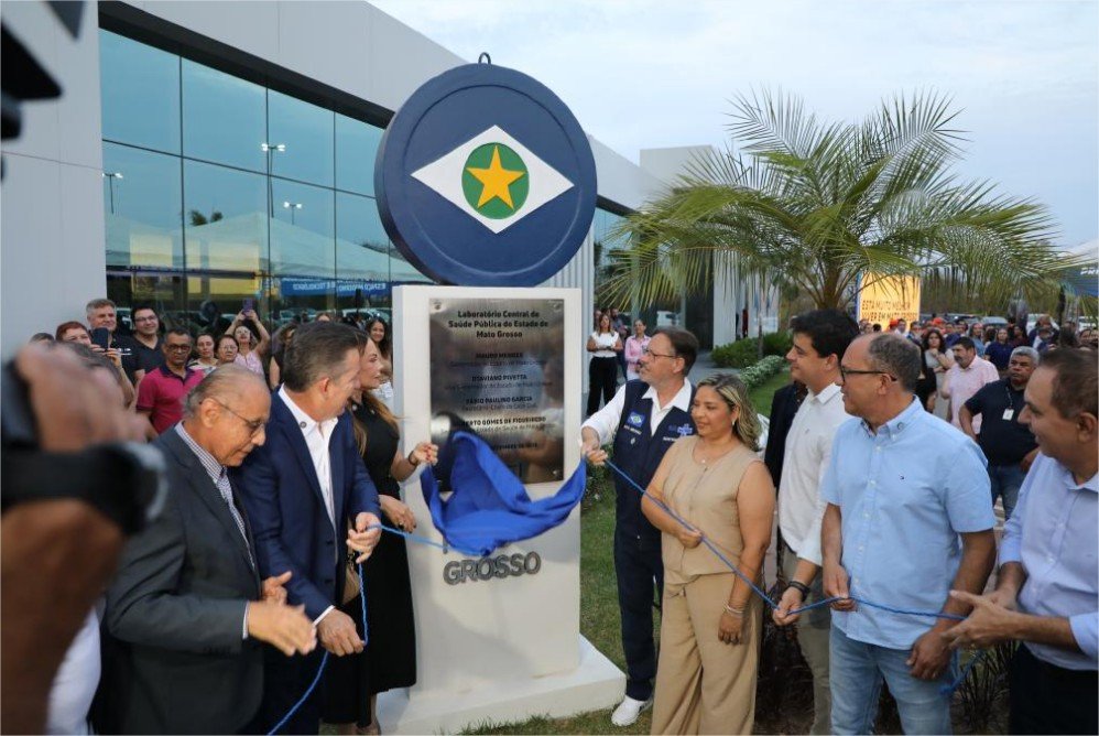 Referência no país, Governo de MT inaugura nova sede do Lacen