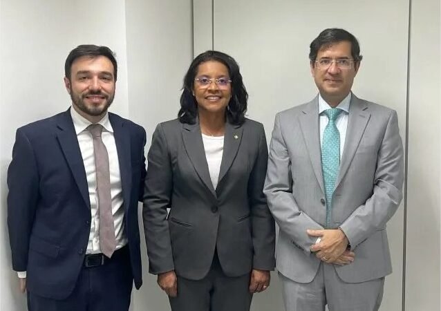 Após audiência proposta por Gisela, na Câmara, CADE pede estudo para avaliar fusão entre Petz e Cobasi