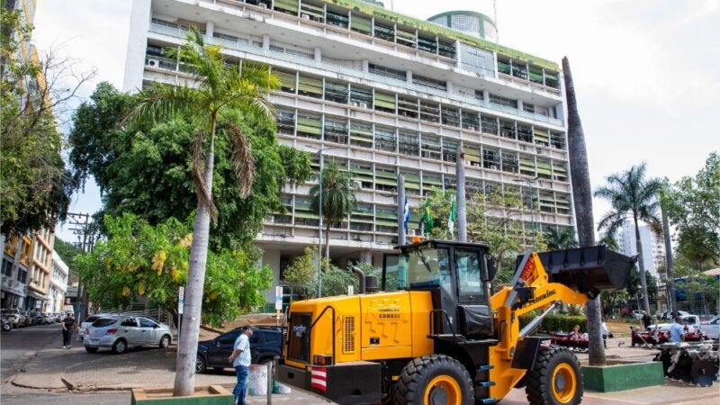 Cuiabá recebe máquinas e equipamentos do Governo de MT para agricultura familiar